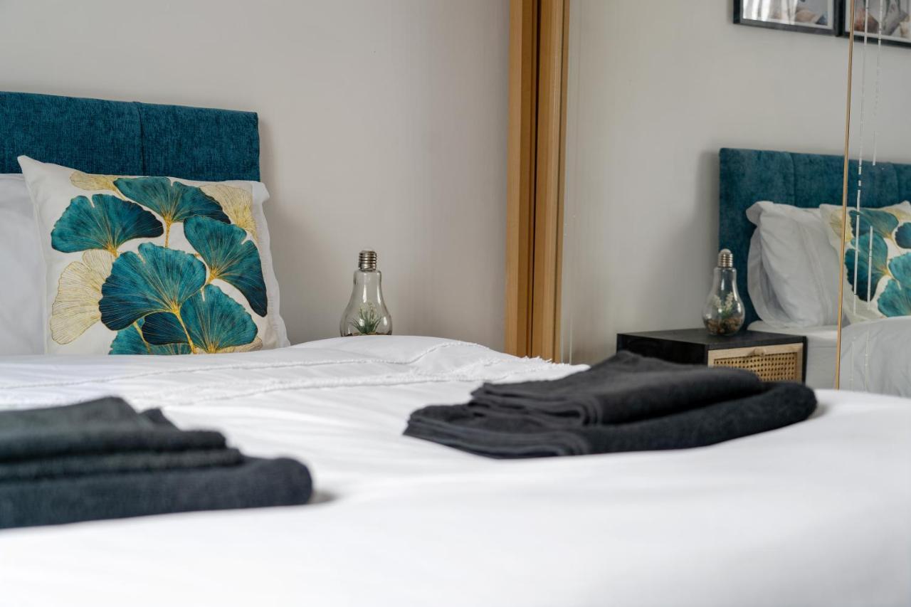 Exclusive Deals L Last-Minute Reserve L Townhouse With Sleeps 6 L Braunstone Town , Leicester L By Zen Nights Short Lets & Serviced Accommodations Экстерьер фото