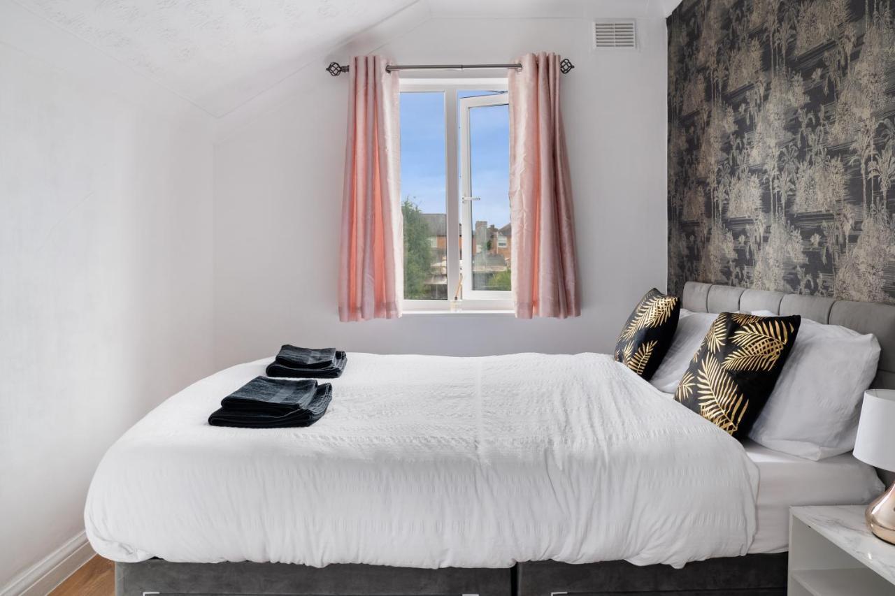 Exclusive Deals L Last-Minute Reserve L Townhouse With Sleeps 6 L Braunstone Town , Leicester L By Zen Nights Short Lets & Serviced Accommodations Экстерьер фото